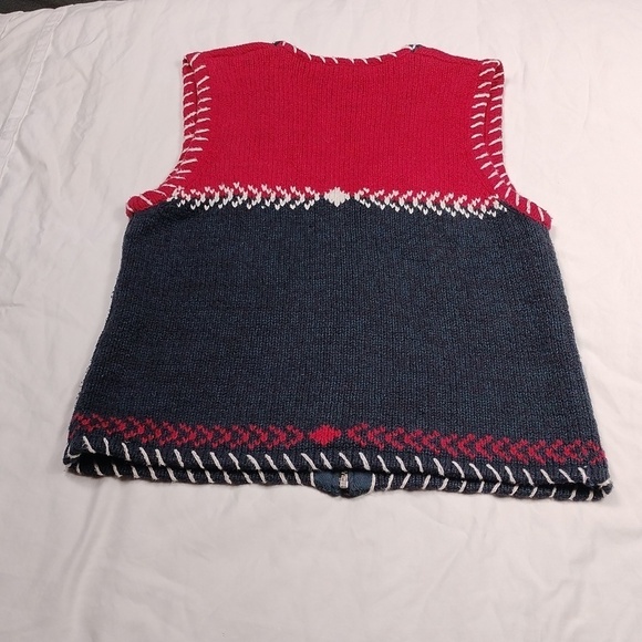 Woolrich women's small sized vest - Picture 9 of 12